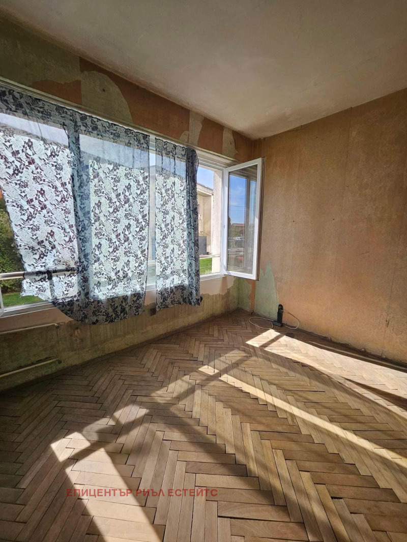 Zu verkaufen  2 Schlafzimmer Pernik , Iztok , 67 qm | 69206185 - Bild [6]