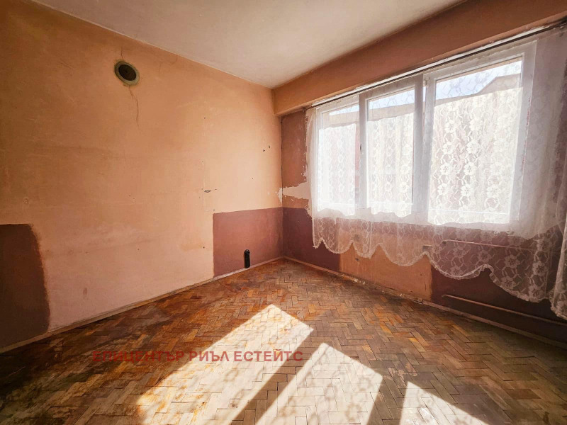 For Sale  2 bedroom Pernik , Iztok , 67 sq.m | 69206185 - image [11]