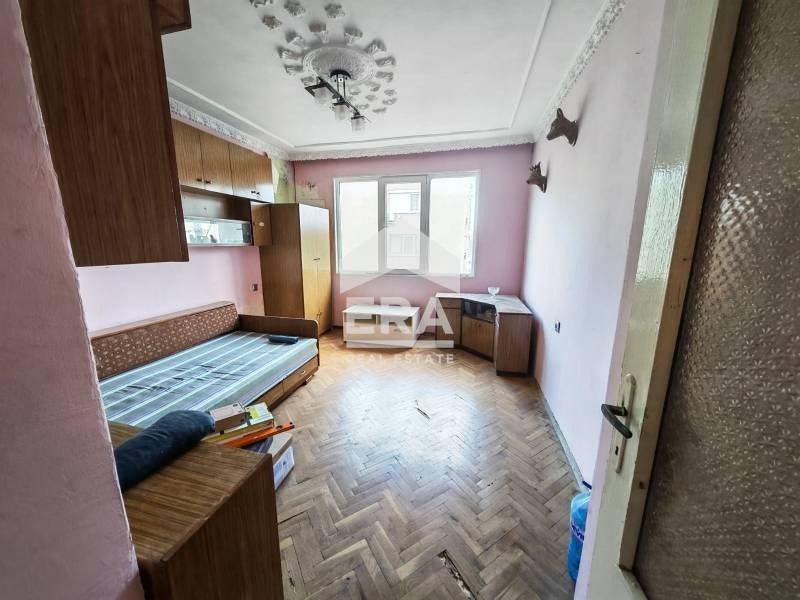 Продава 4-СТАЕН, гр. Силистра, Център, снимка 2 - Апартаменти - 53762949