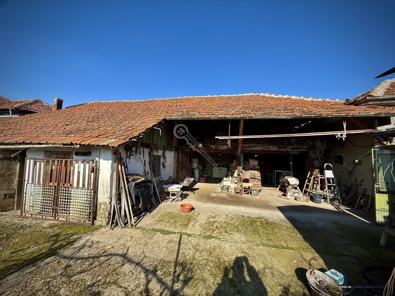 Продава КЪЩА, с. Петко Каравелово, област Велико Търново, снимка 17 - Къщи - 53453682