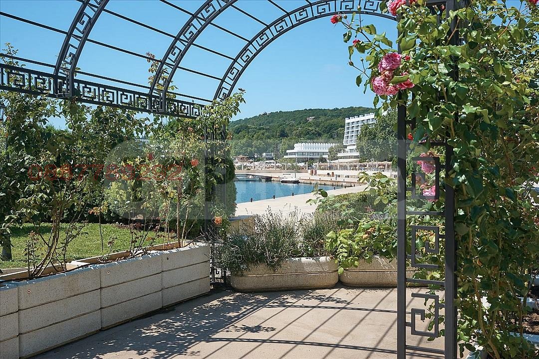 Продава 3-СТАЕН, гр. Варна, к.к. Св.Св. Константин и Елена, снимка 4 - Апартаменти - 53731905