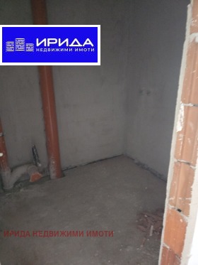 2 спаваће собе Младост 4, Софија 4