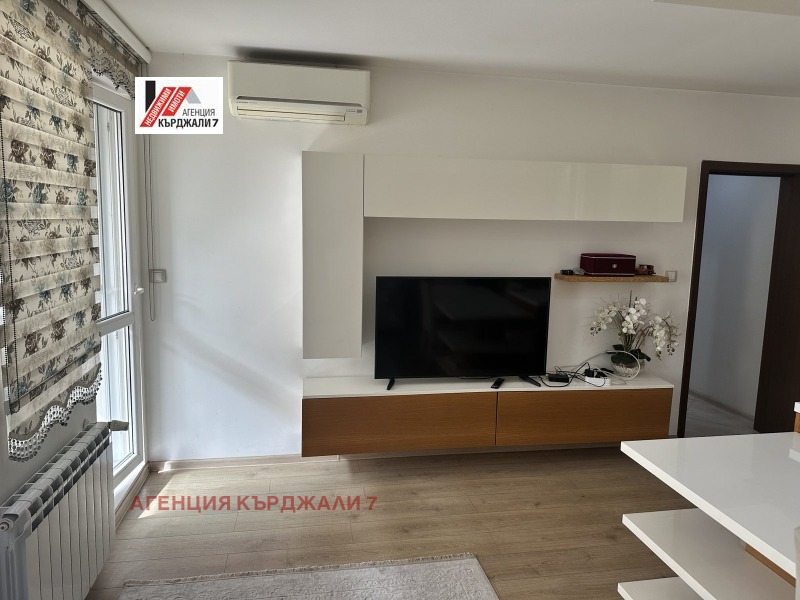 Продава  3-стаен град Кърджали , Център , 100 кв.м | 76752811 - изображение [11]