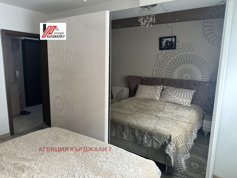 Продава  3-стаен град Кърджали , Център , 100 кв.м | 76752811 - изображение [5]