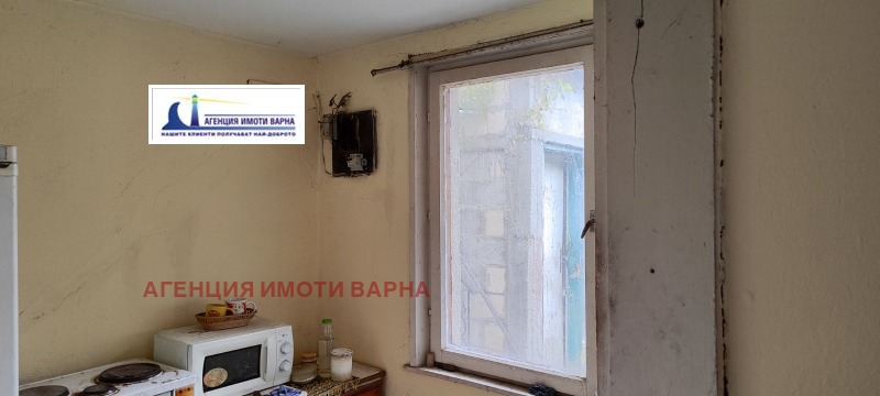 Продава КЪЩА, гр. Варна, м-т Перчемлията, снимка 9 - Къщи - 48127296