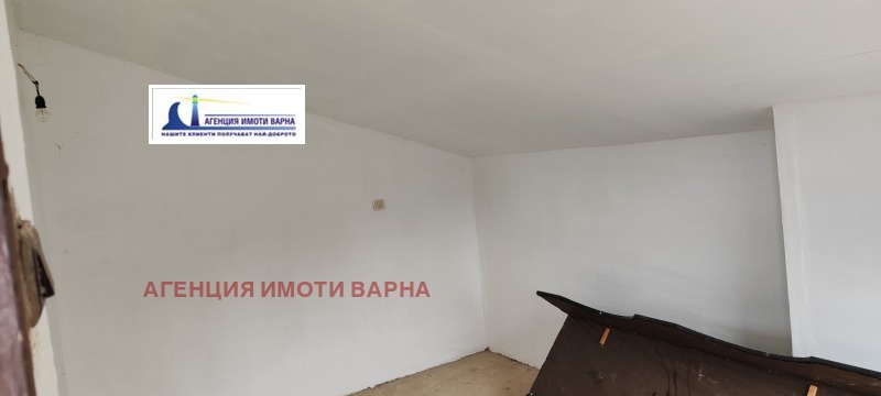 Продава КЪЩА, гр. Варна, м-т Перчемлията, снимка 8 - Къщи - 48127296