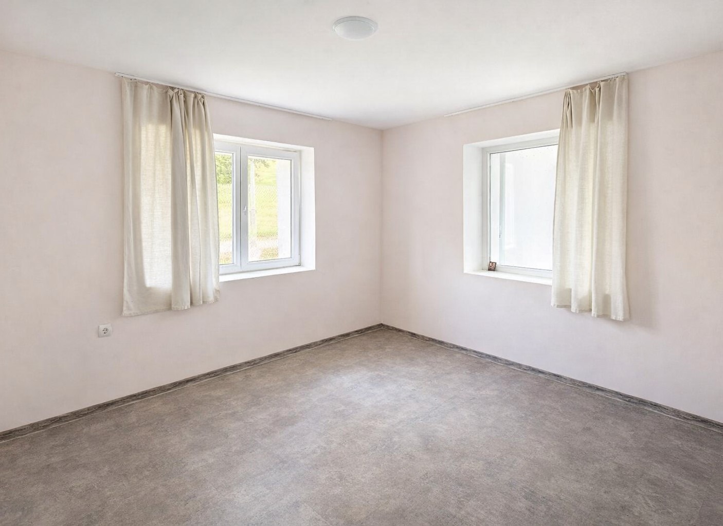 Продава ЕТАЖ ОТ КЪЩА, гр. Дупница, област Кюстендил, снимка 2 - Етаж от къща - 50446224