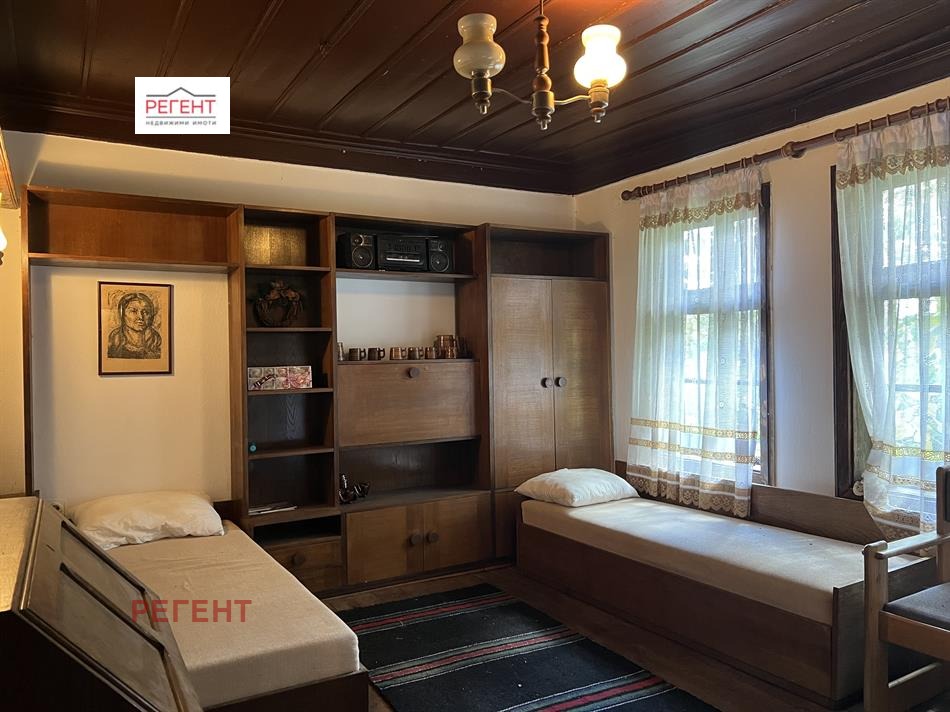 Продава КЪЩА, гр. Трявна, област Габрово, снимка 2 - Къщи - 41549918