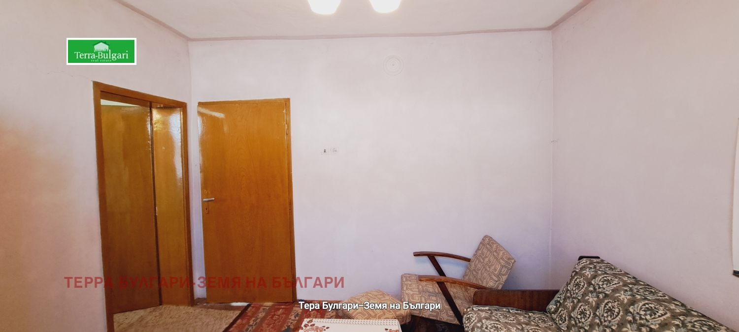 Продава КЪЩА, с. Ковачевци, област Перник, снимка 2 - Къщи - 49441532