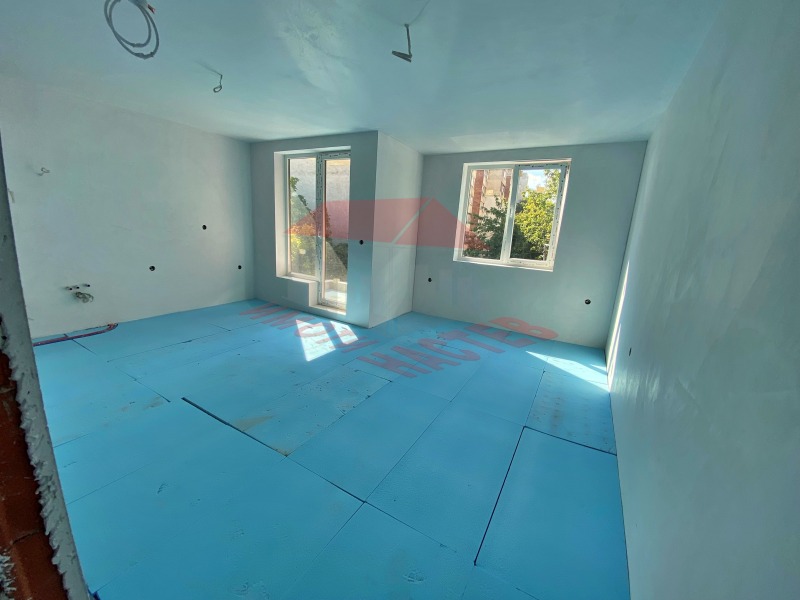 Продава 3-СТАЕН в град Шумен, Болницата - 90 кв.м / 125 266.51 € » 245 000 лв., ИМОТИ НАСТЕВ