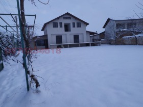 Hus Elin Pelin, region Sofia 7