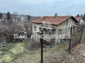 House Ivanyane, Sofia 1