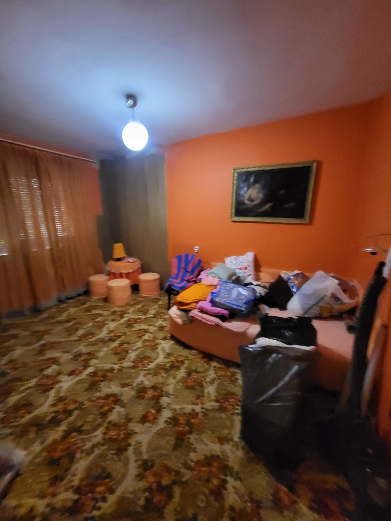 Till salu  2 sovrum Pleven , 9-ti kvartal , 95 kvm | 79986652 - bild [9]