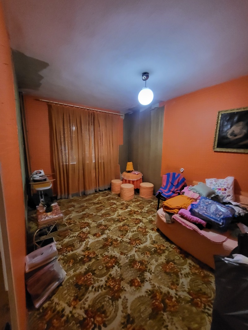 Till salu  2 sovrum Pleven , 9-ti kvartal , 95 kvm | 79986652 - bild [15]