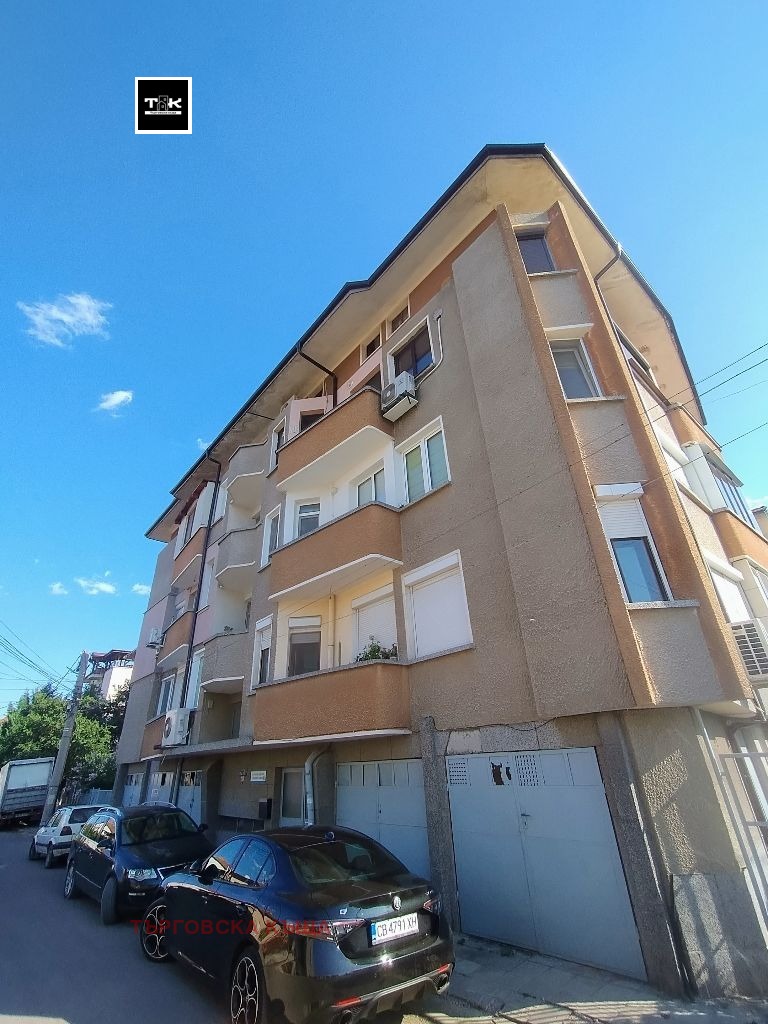 Till salu  3+ sovrum Plovdiv , Komatevo , 150 kvm | 60289292