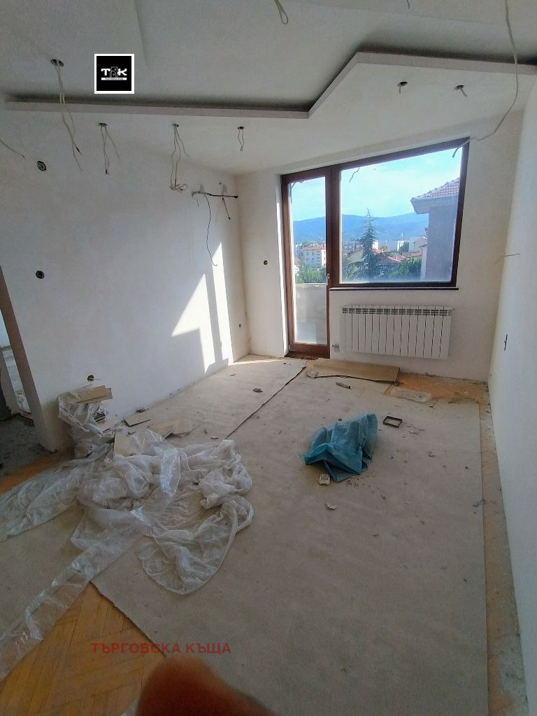 Till salu  3+ sovrum Plovdiv , Komatevo , 150 kvm | 60289292 - bild [9]