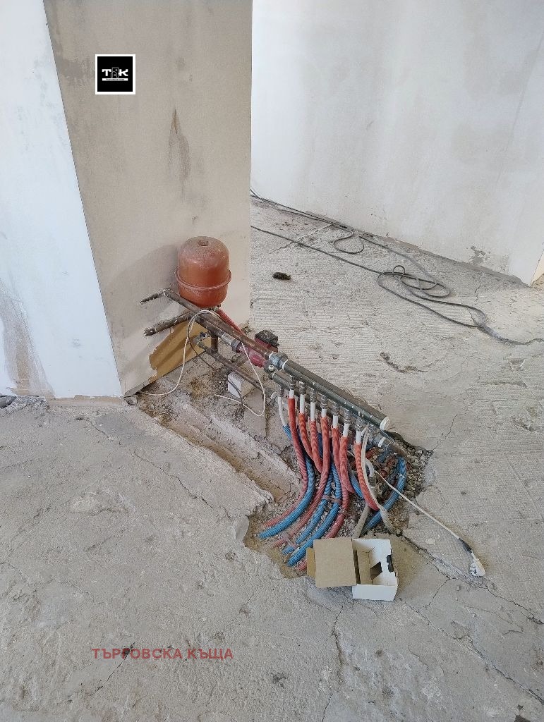 Till salu  3+ sovrum Plovdiv , Komatevo , 150 kvm | 60289292 - bild [10]