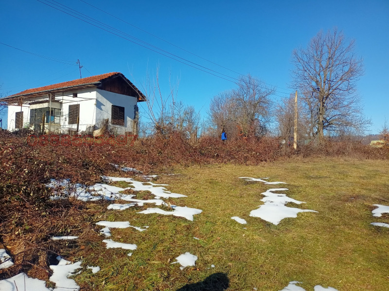 Продава ПАРЦЕЛ в област Ловеч, с. Лесидрен - 5409 кв.м / 30 000 € » 58 674.90 лв.