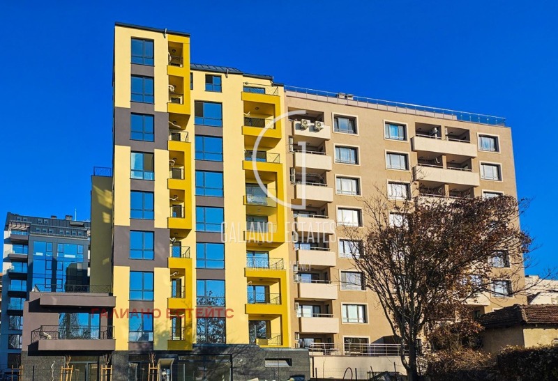 De vânzare  1 dormitor Sofia , Poduiane , 69 mp | 30949580