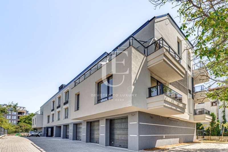 À vendre  2 chambres Sofia , Krastova vada , 134 m² | 81010577