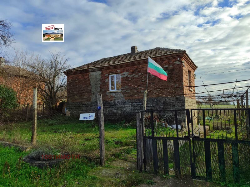 Продава КЪЩА, с. Гешаново, област Добрич