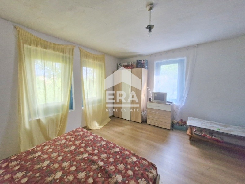 Продава КЪЩА, с. Градец, област София област, снимка 5 - Къщи - 55835283