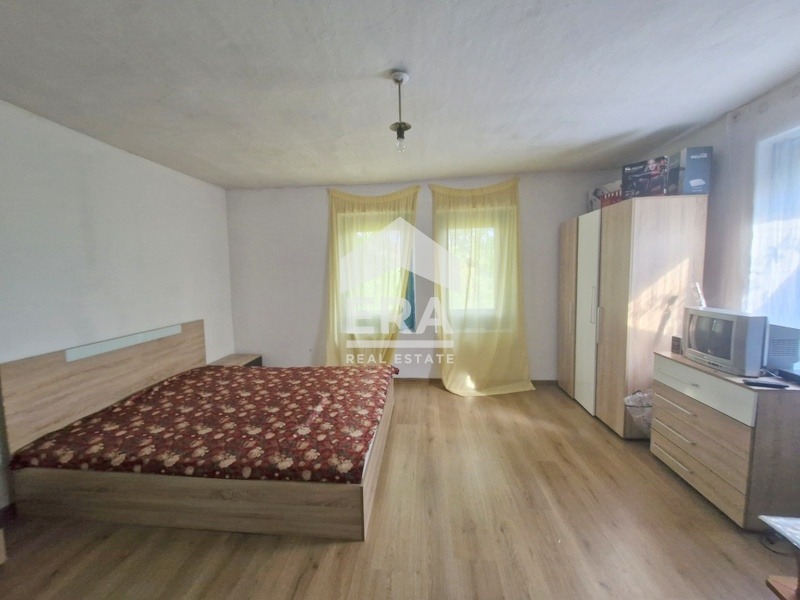 Продава КЪЩА, с. Градец, област София област, снимка 4 - Къщи - 55835283