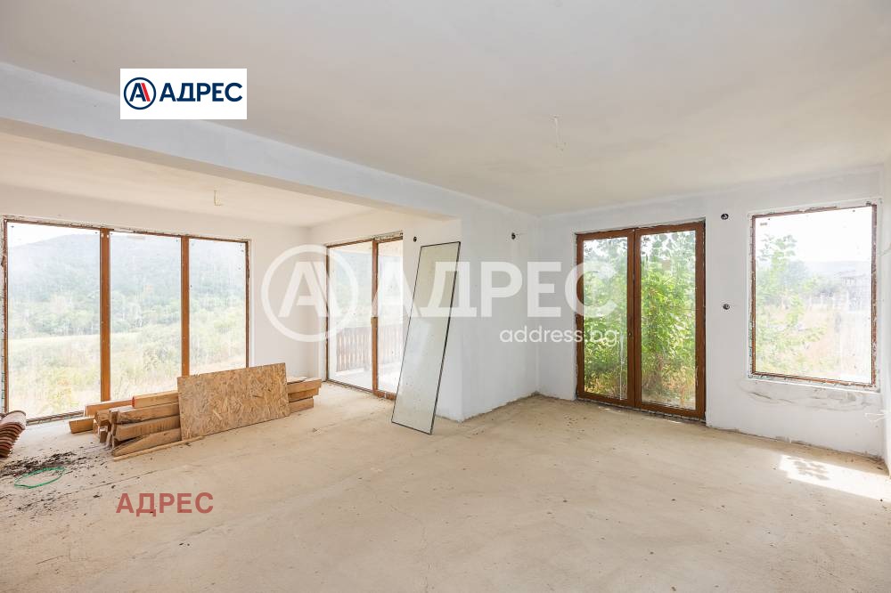 Продава КЪЩА, с. Църква, област Добрич, снимка 3 - Къщи - 54564789