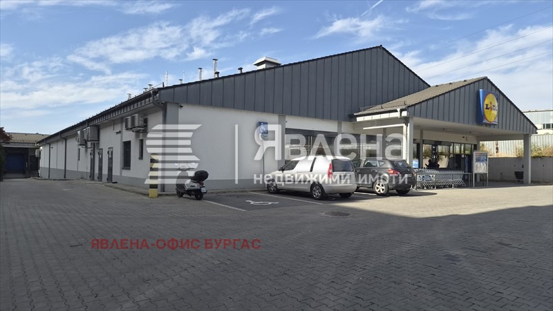 Продава МНОГОСТАЕН, гр. Бургас, Славейков, снимка 2 - Апартаменти - 56434989