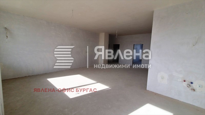 Продава МНОГОСТАЕН, гр. Бургас, Славейков, снимка 14 - Апартаменти - 56434989