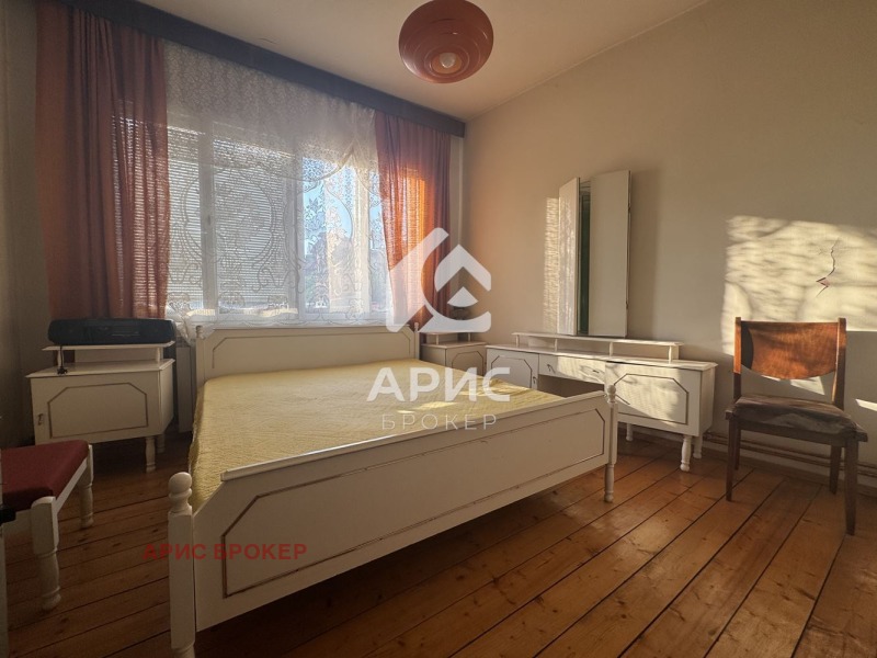 Myytävänä  Talo Pazardzhikin alue , Peštera , 108 neliömetriä | 91738056 - kuva [8]