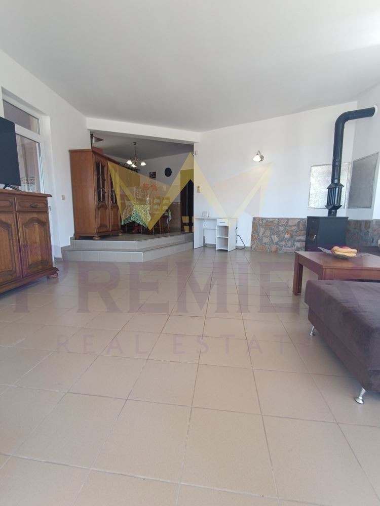 Продава КЪЩА, с. Соколово, област Добрич, снимка 7 - Къщи - 55119806