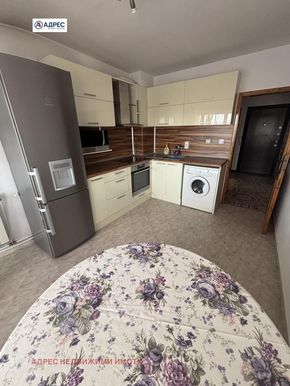 Продава 3-СТАЕН, гр. Велико Търново, Зона Б, снимка 2 - Апартаменти - 55329960