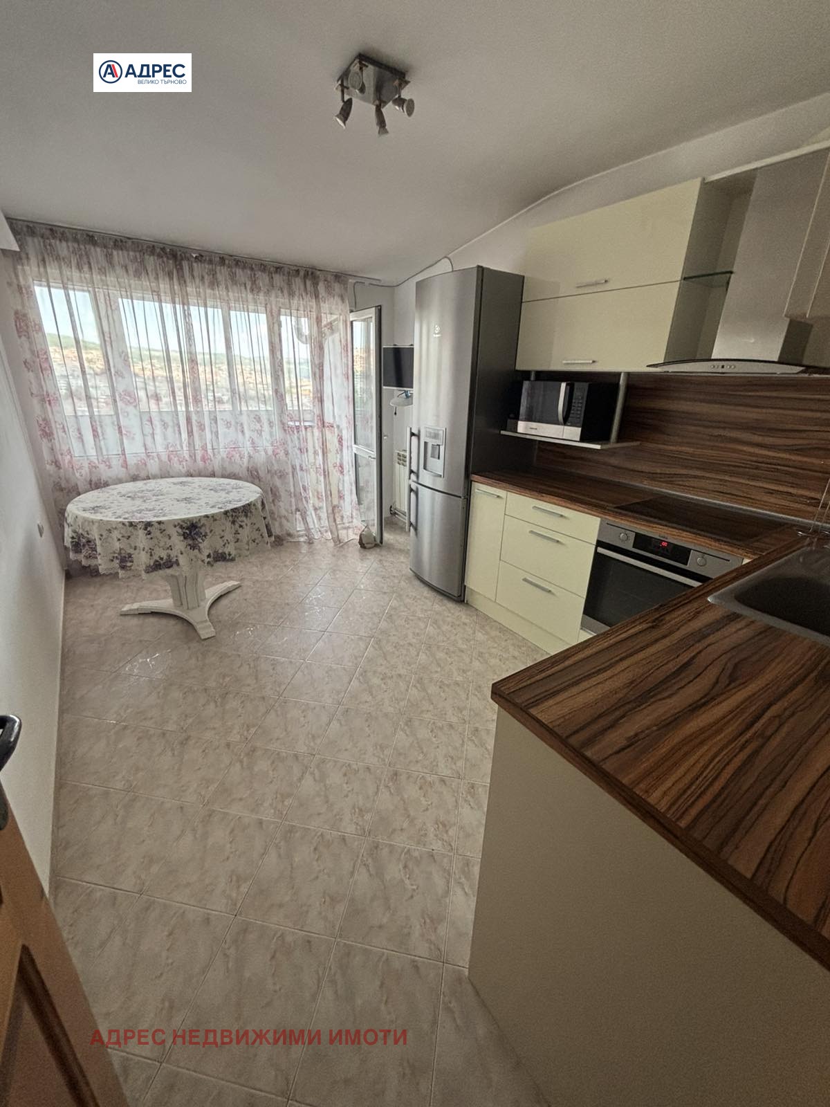 Продава 3-СТАЕН, гр. Велико Търново, Зона Б, снимка 3 - Апартаменти - 55329960