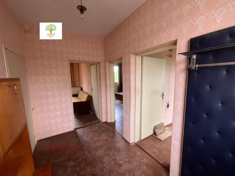 Продава КЪЩА, гр. Мездра, област Враца, снимка 11 - Къщи - 52509424