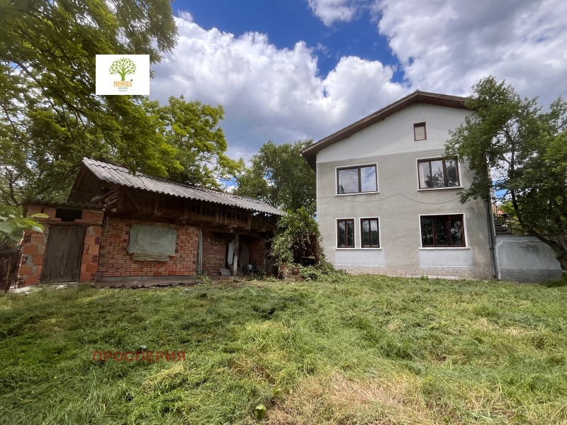 Продава КЪЩА, гр. Мездра, област Враца, снимка 3 - Къщи - 52509424