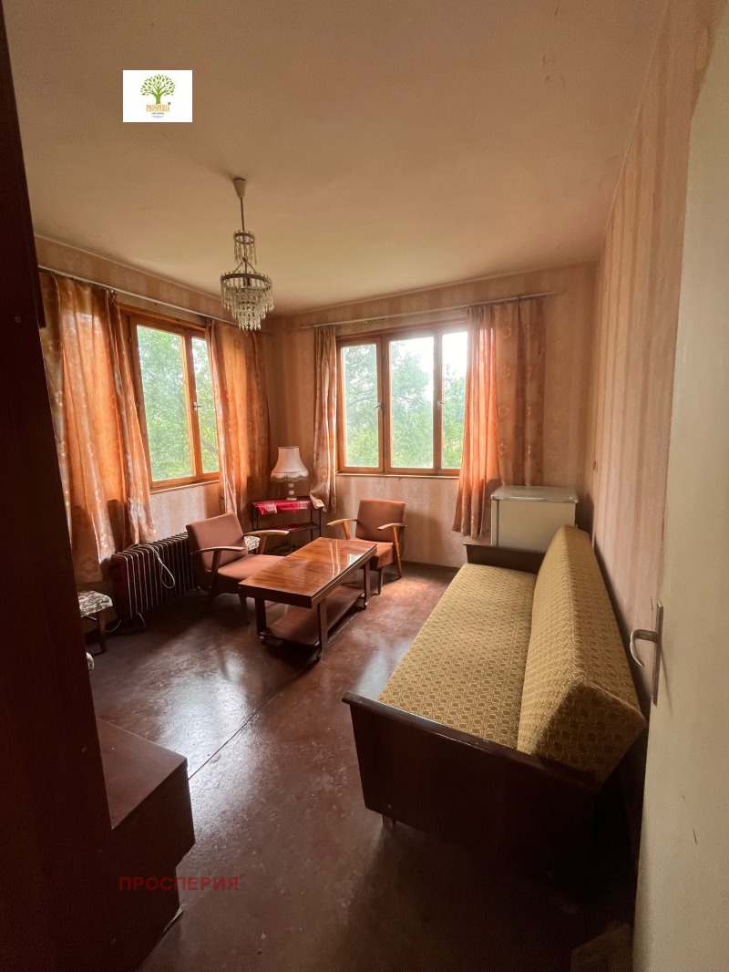 Продава КЪЩА, гр. Мездра, област Враца, снимка 12 - Къщи - 52509424