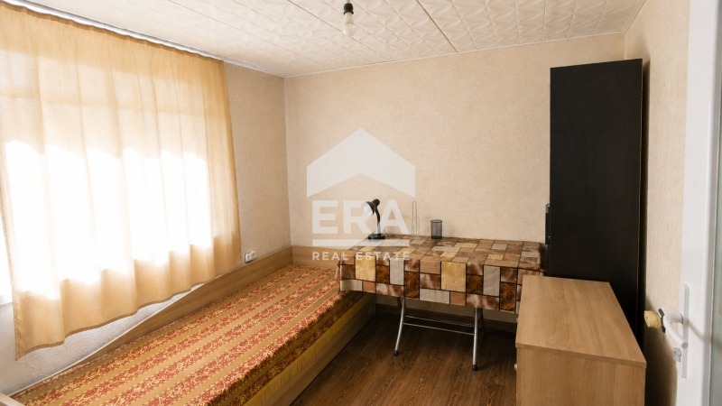 Продава КЪЩА, гр. Търговище, Вилна зона, снимка 16 - Къщи - 55947556