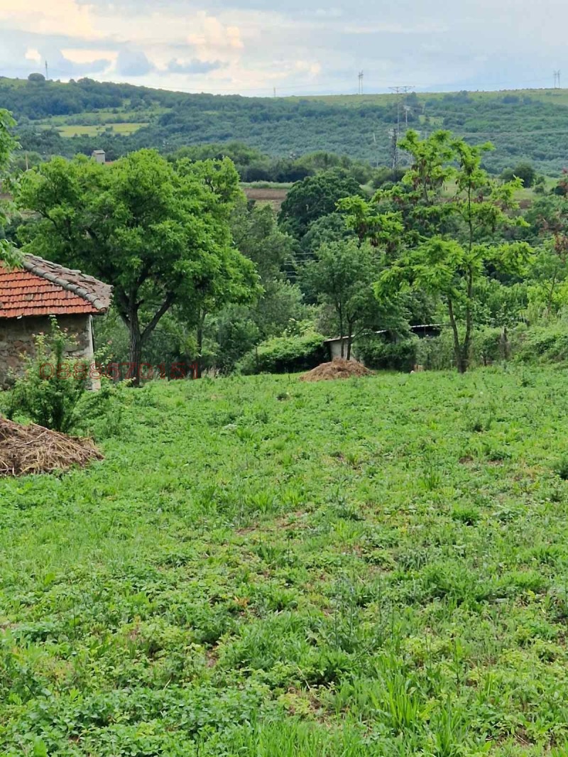 Продава  Парцел област София , с. Градец , 650 кв.м | 50936191