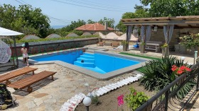 Casa Avren, región Varna