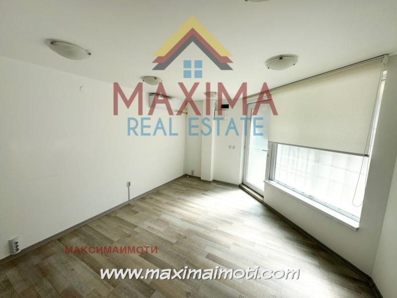 Eladó  Stúdió Plovdiv , Centar , 27 négyzetméter | 22923994