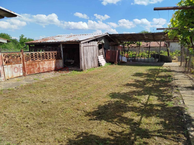 Продава 4-СТАЕН, с. Обнова, област Плевен, снимка 2 - Апартаменти - 52782581