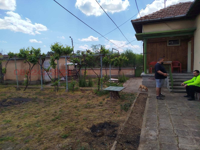 Продава 4-СТАЕН, с. Обнова, област Плевен