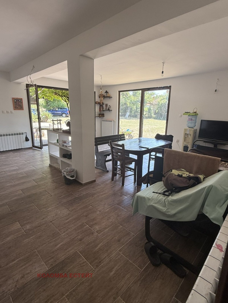 Продава  Къща област Стара Загора , с. Голям дол , 150 кв.м | 37666991