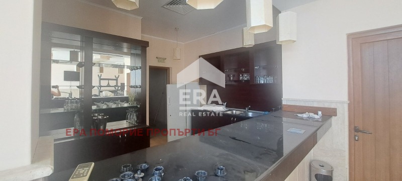Продава ЗАВЕДЕНИЕ, гр. Свети Влас, област Бургас