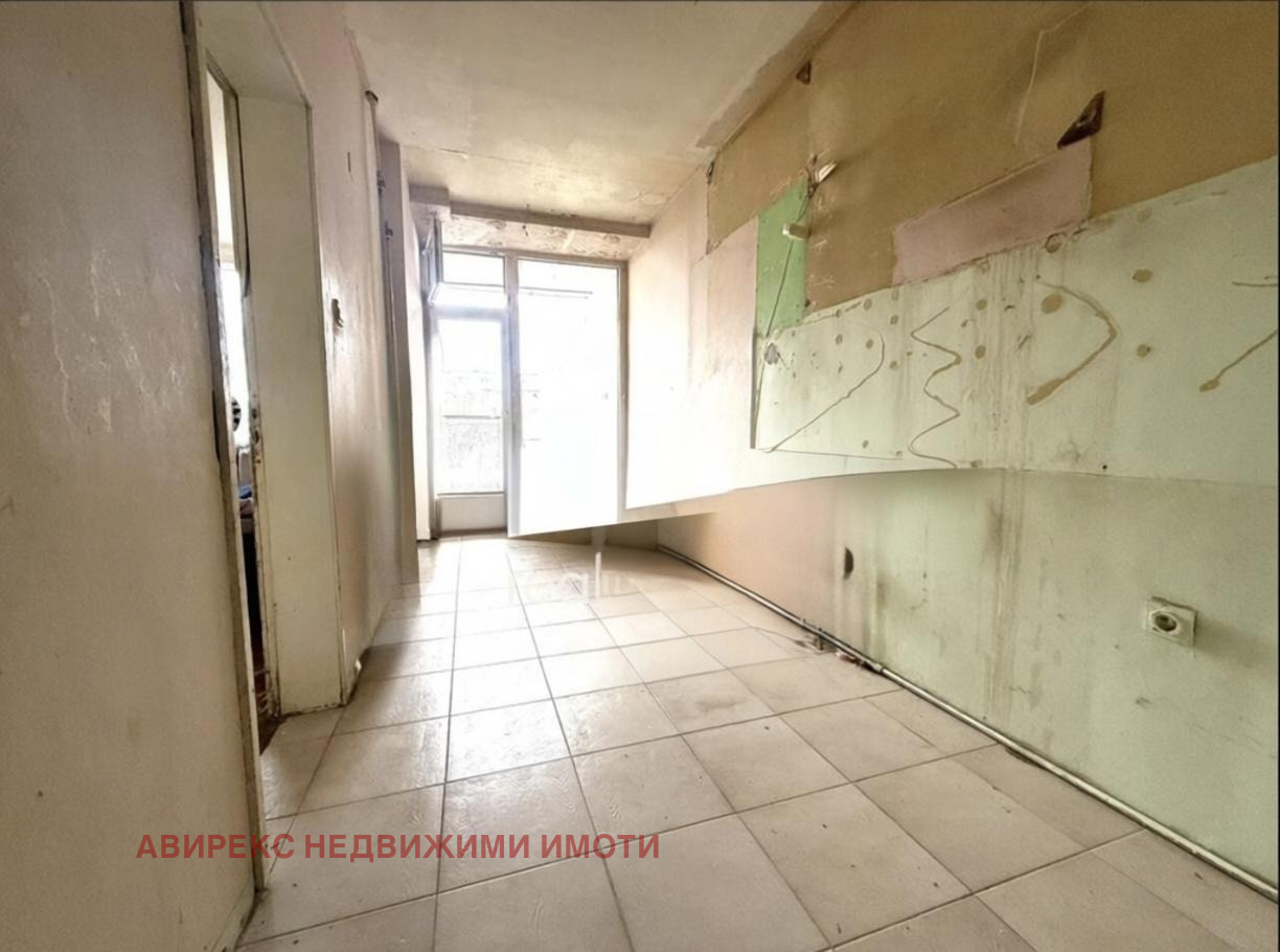 Продава 3-СТАЕН, гр. Пловдив, Младежки Хълм, снимка 7 - Апартаменти - 54283354