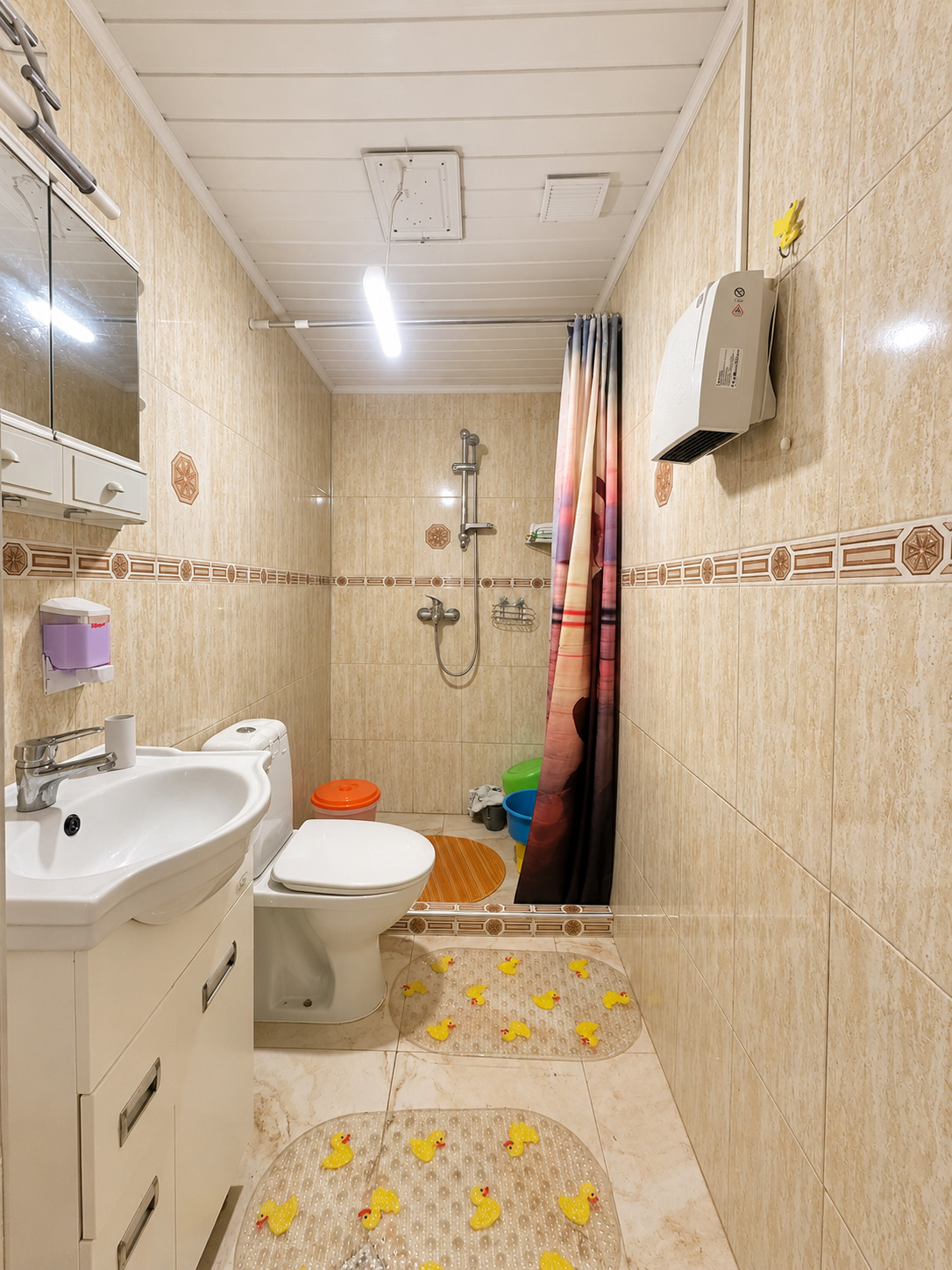 Продава КЪЩА, гр. Шумен, Военно училище, снимка 12 - Къщи - 56606099