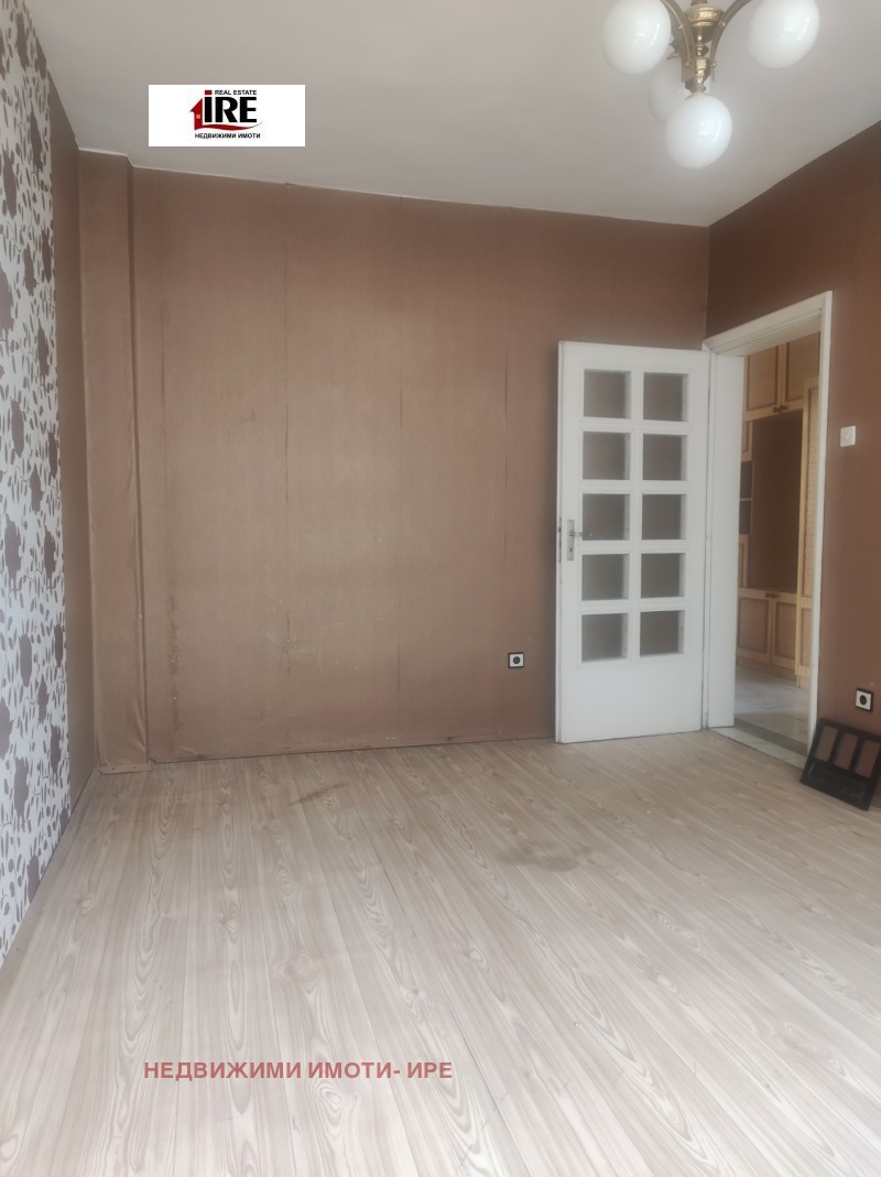Продава МНОГОСТАЕН в град Хасково, Дружба 1 - 120 кв.м / 97 145 € » 189 999.11 лв., НЕДВИЖИМИ ИМОТИ- ИРЕ