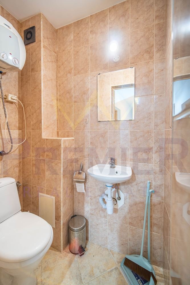 Продава 2-СТАЕН, гр. Варна, Бриз, снимка 11 - Апартаменти - 54350977