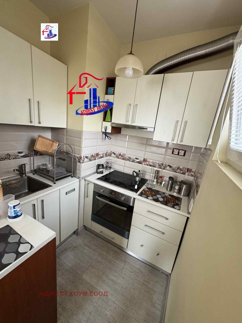 Продава ЕТАЖ ОТ КЪЩА, гр. Шумен, Военно училище, снимка 6 - Етаж от къща - 53502774